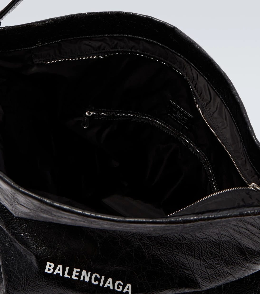 Balenciaga - Leather shoulder bag