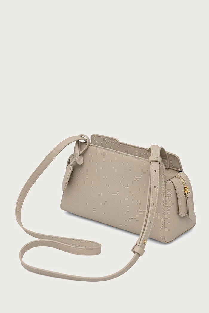 Armani Exchange kadın crossbody çanta