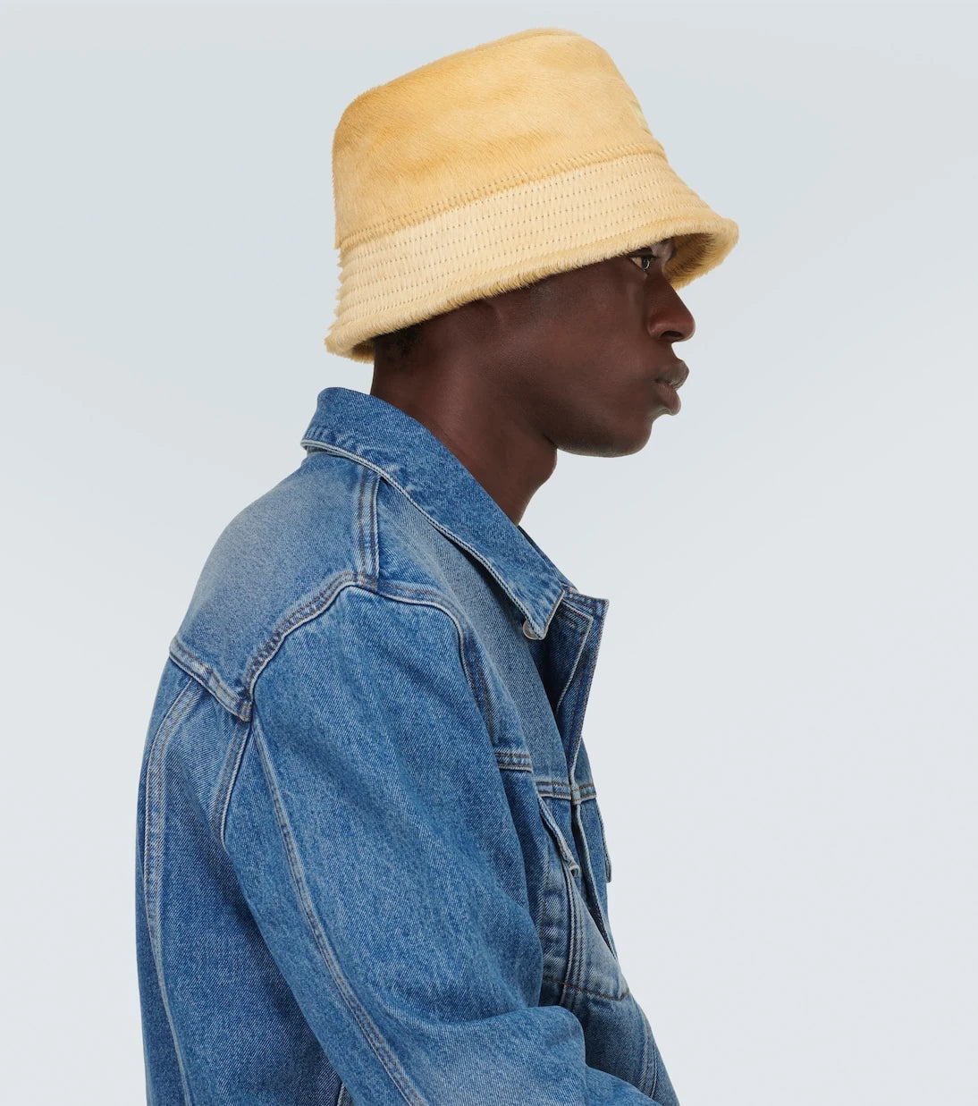 Jacquemus - قبعة "لو بوب سبيرون" دلو من جلد العجل