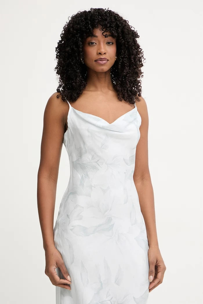 Guess рокля от вискоза AKILINA