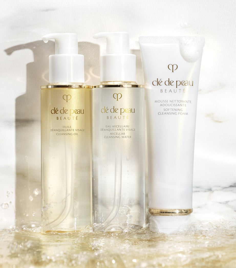 Cle de Peau Beaute Cleansing Oil (200ml)