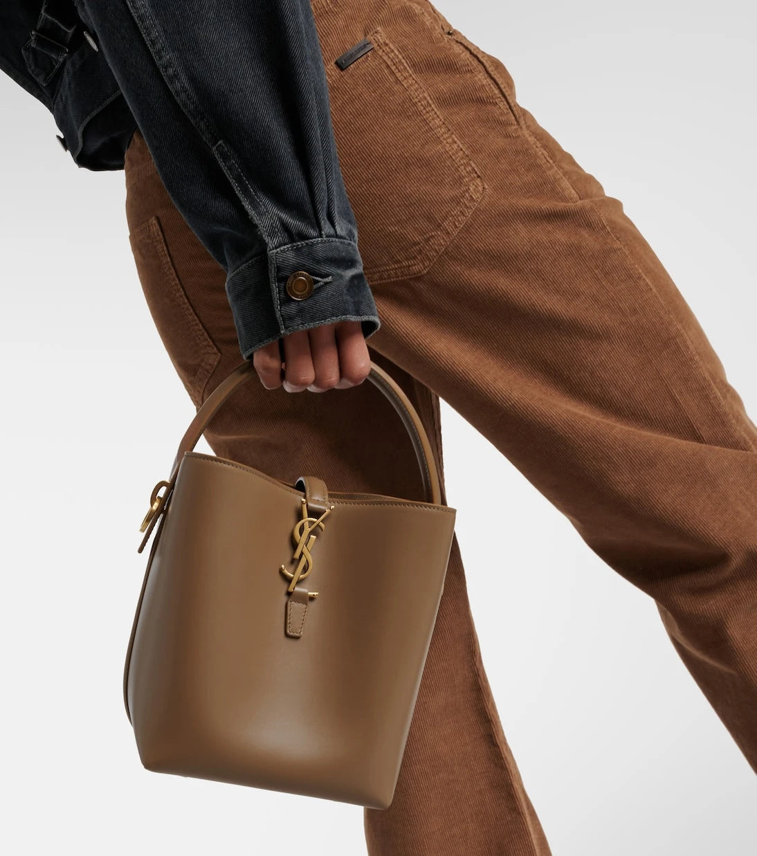 Saint Laurent - Le 37 Small leather bucket bag