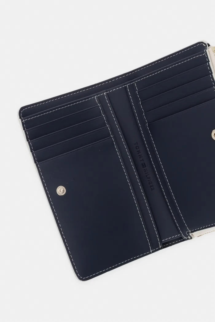 Tommy Hilfiger kadın cüzdanı