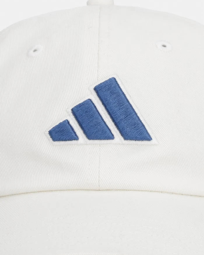 adidas pamuklu siperlikli şapka
