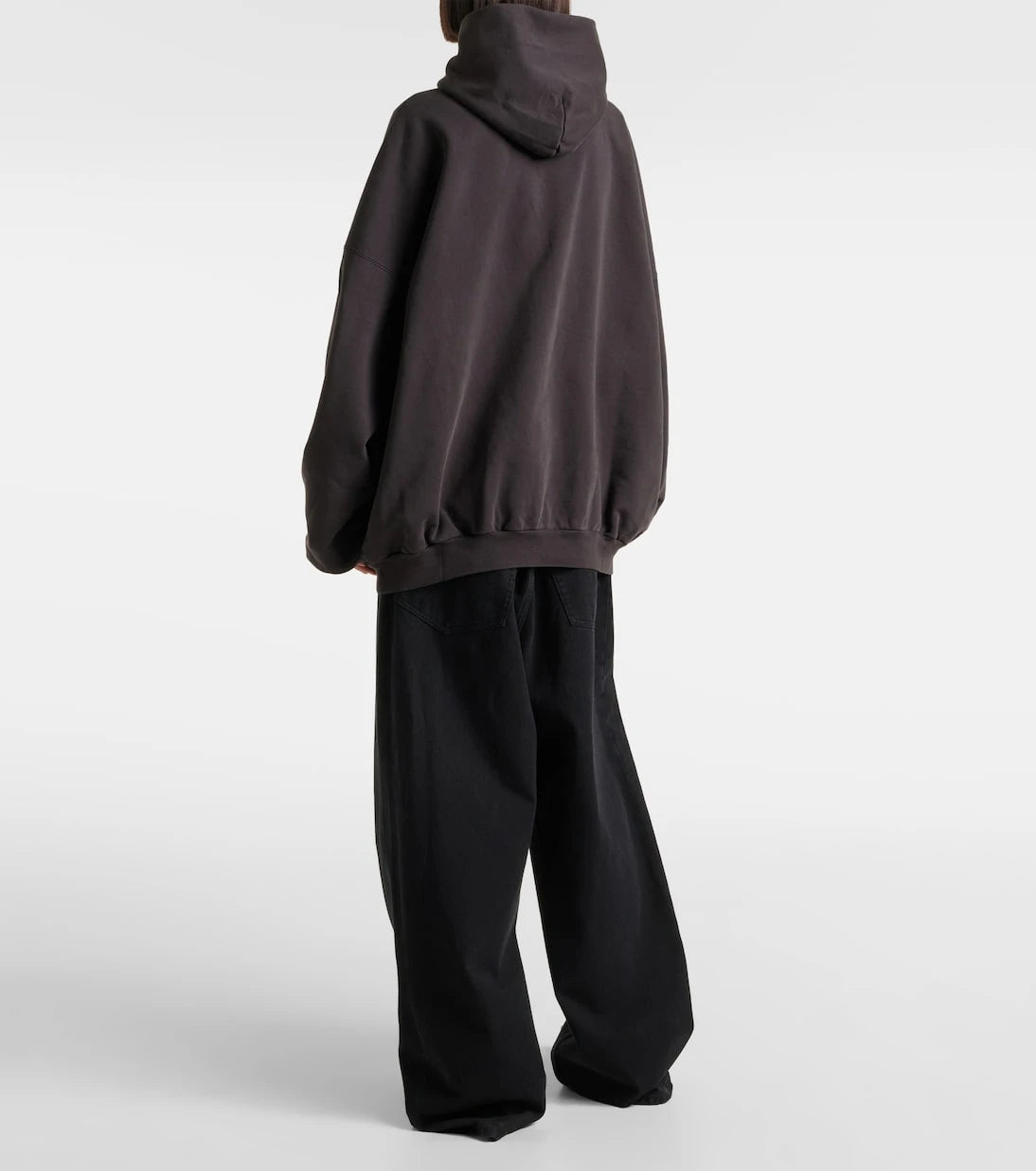 Balenciaga - سترة قطنية بغطاء للرأس عليها شعار الماركة
