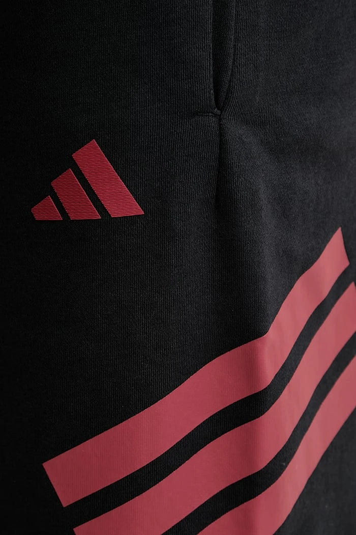 Къс панталон adidas