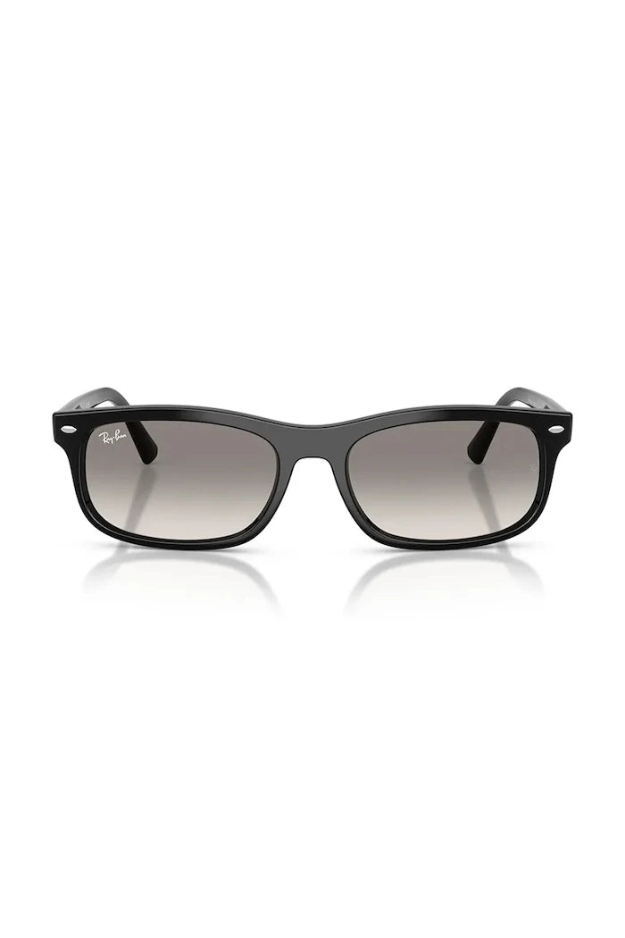 Ray-Ban güneş gözlüğü