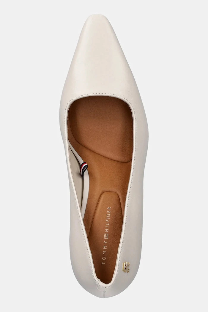 Tommy Hilfiger TH LOGO LTH PUMP SLANTED HL İnce Topuklu Deri Ayakkabı