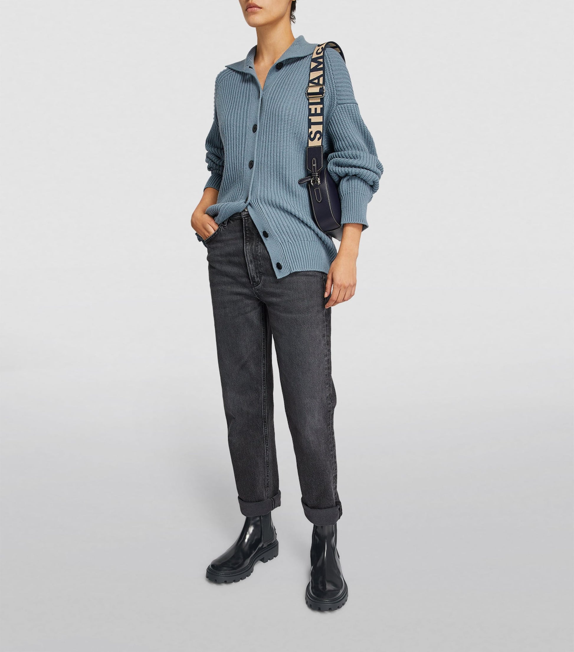 Tod's Black Leather Gomma Pesante Chelsea Boots