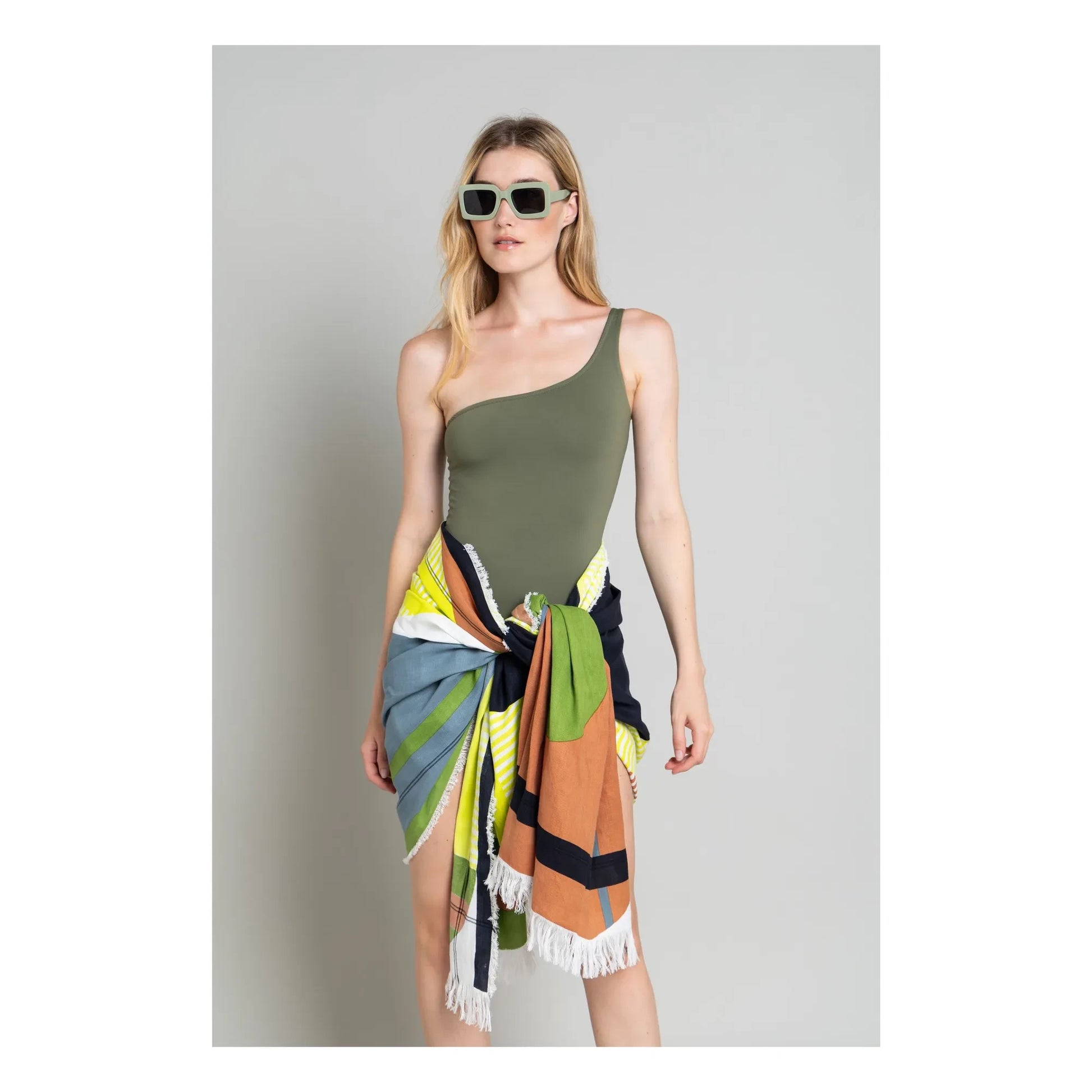 Smallable Woman - Janet Asymmetrical 1-Piece Swimsuit | Light khaki