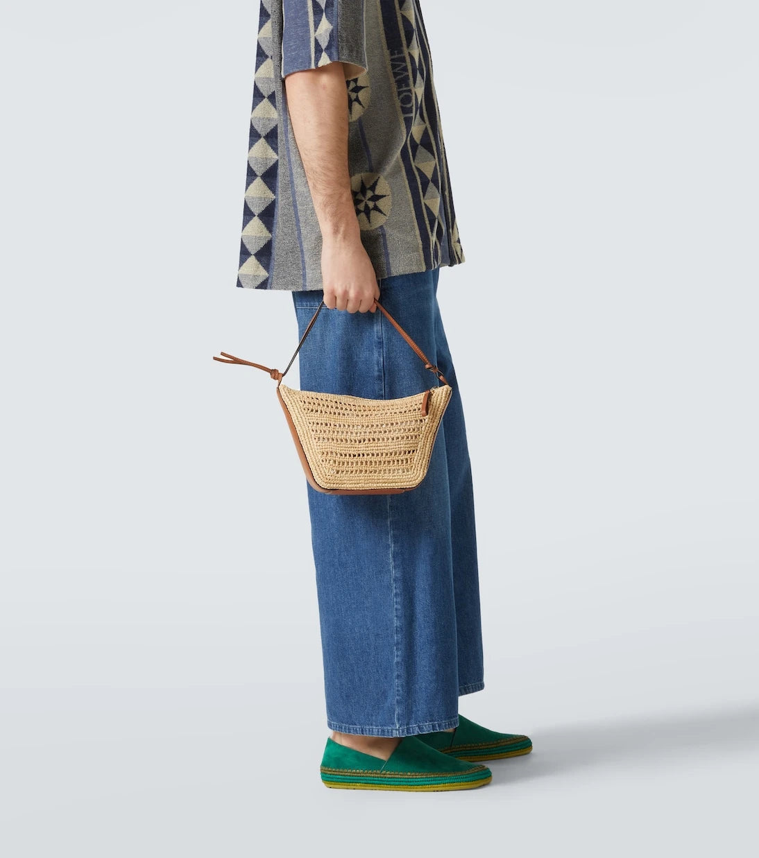 Loewe - حقيبة كتف هاموك ميني من باولا إيبيزا