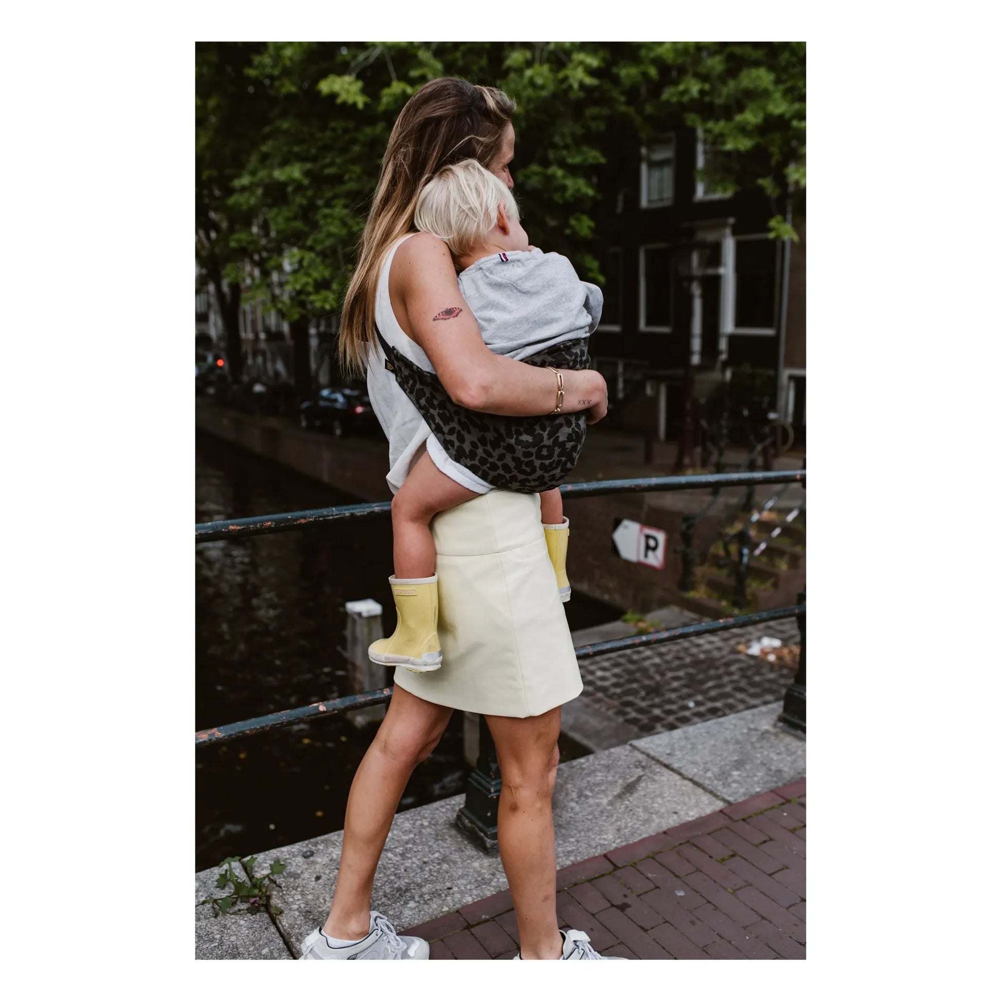 Wildride - Baby carrier  | Grey