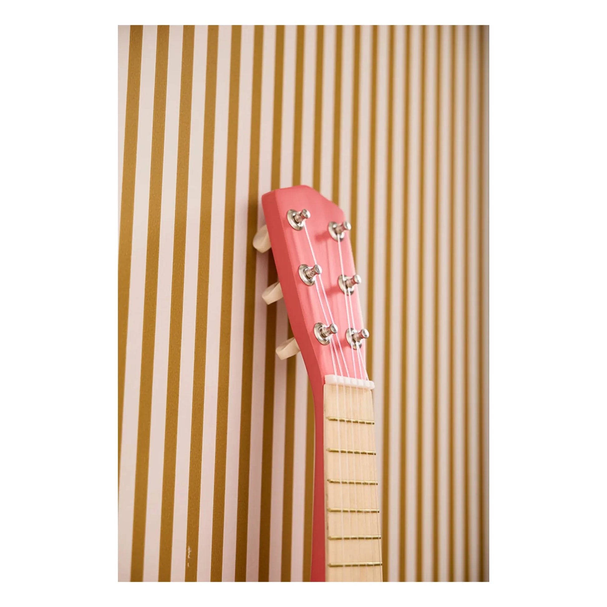 Kid's Concept - Wooden guitar | Pink