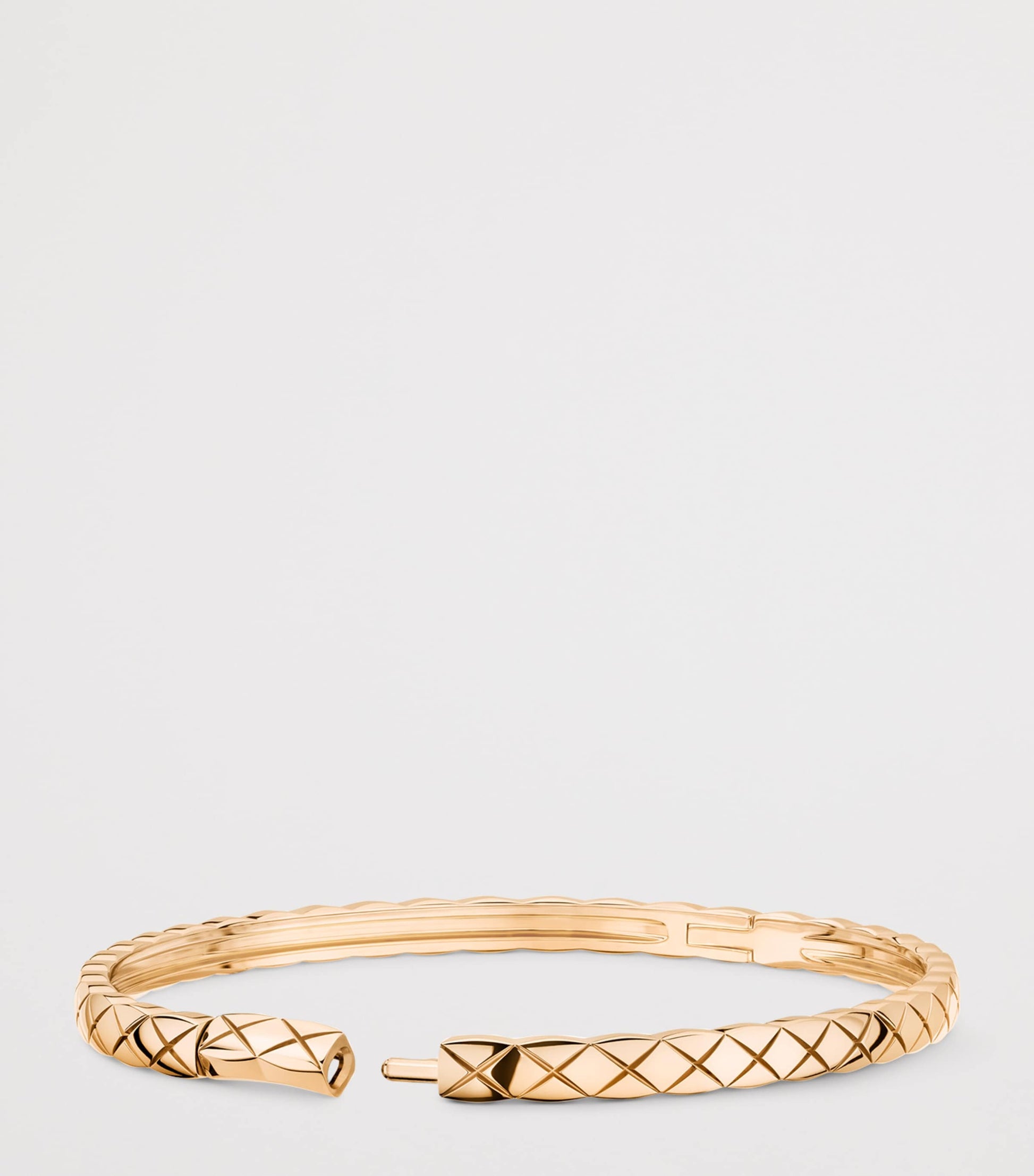 CHANEL Beige Gold Coco Crush Bangle