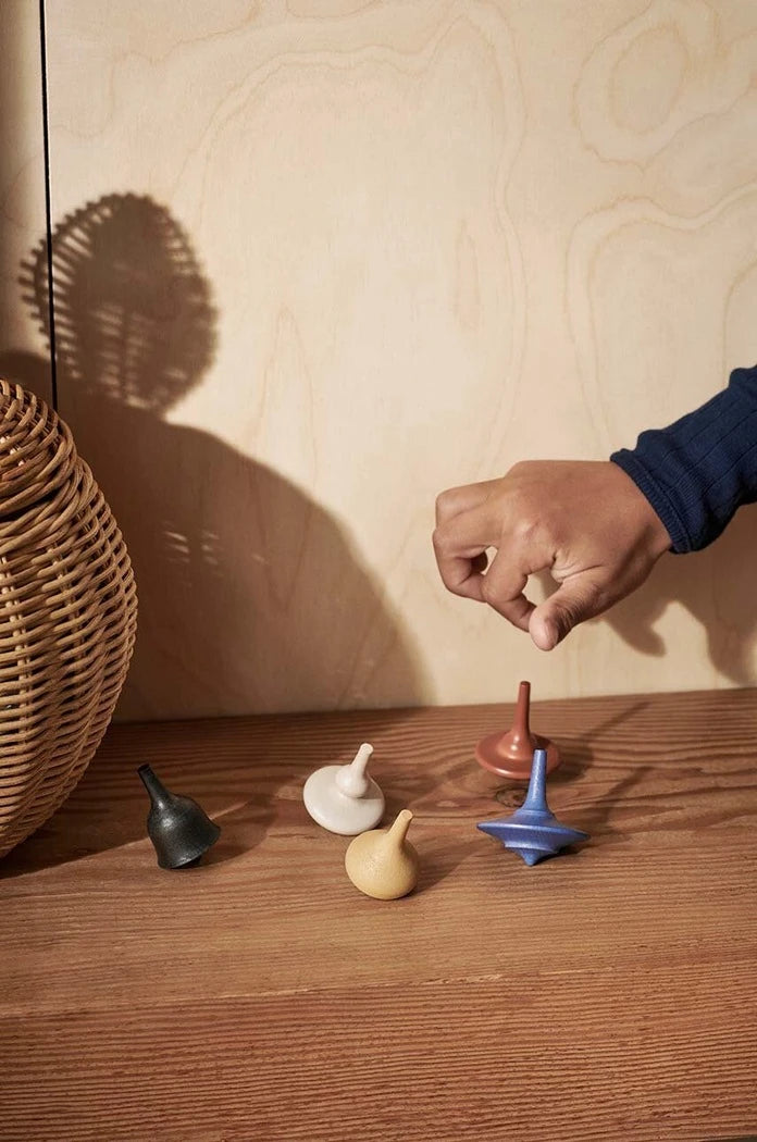 ferm LIVING Spin Tops Dönen Oyuncak (5 adet)