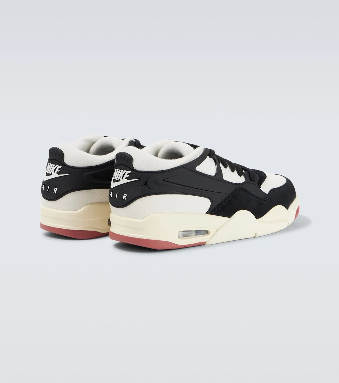 نايكي - حذاء رياضي Air Jordan 4 RM من الجلد