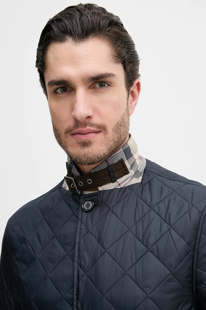 Яке Barbour