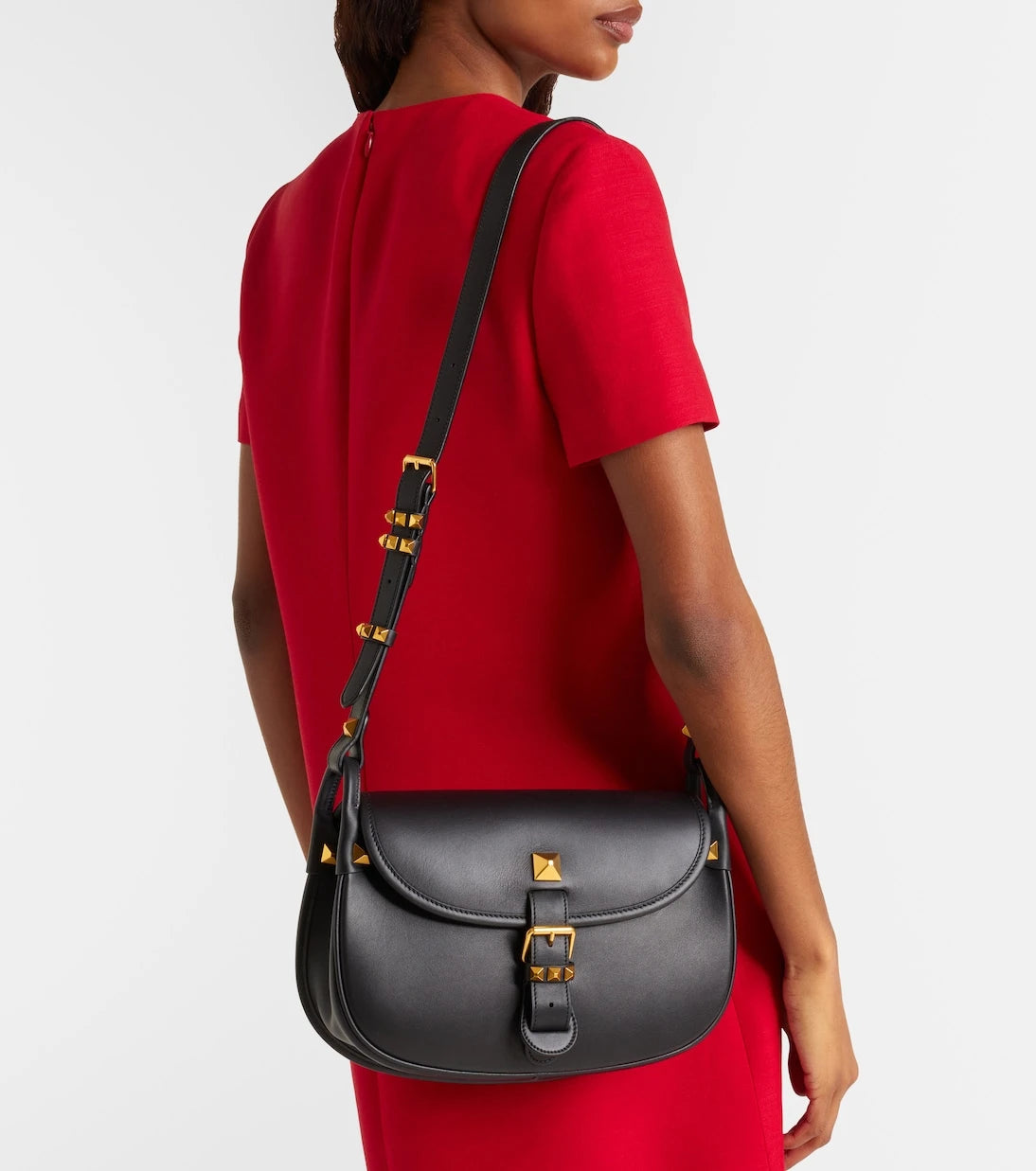 Valentino Garavani - Flaneuse Rockstud Medium leather crossbody bag