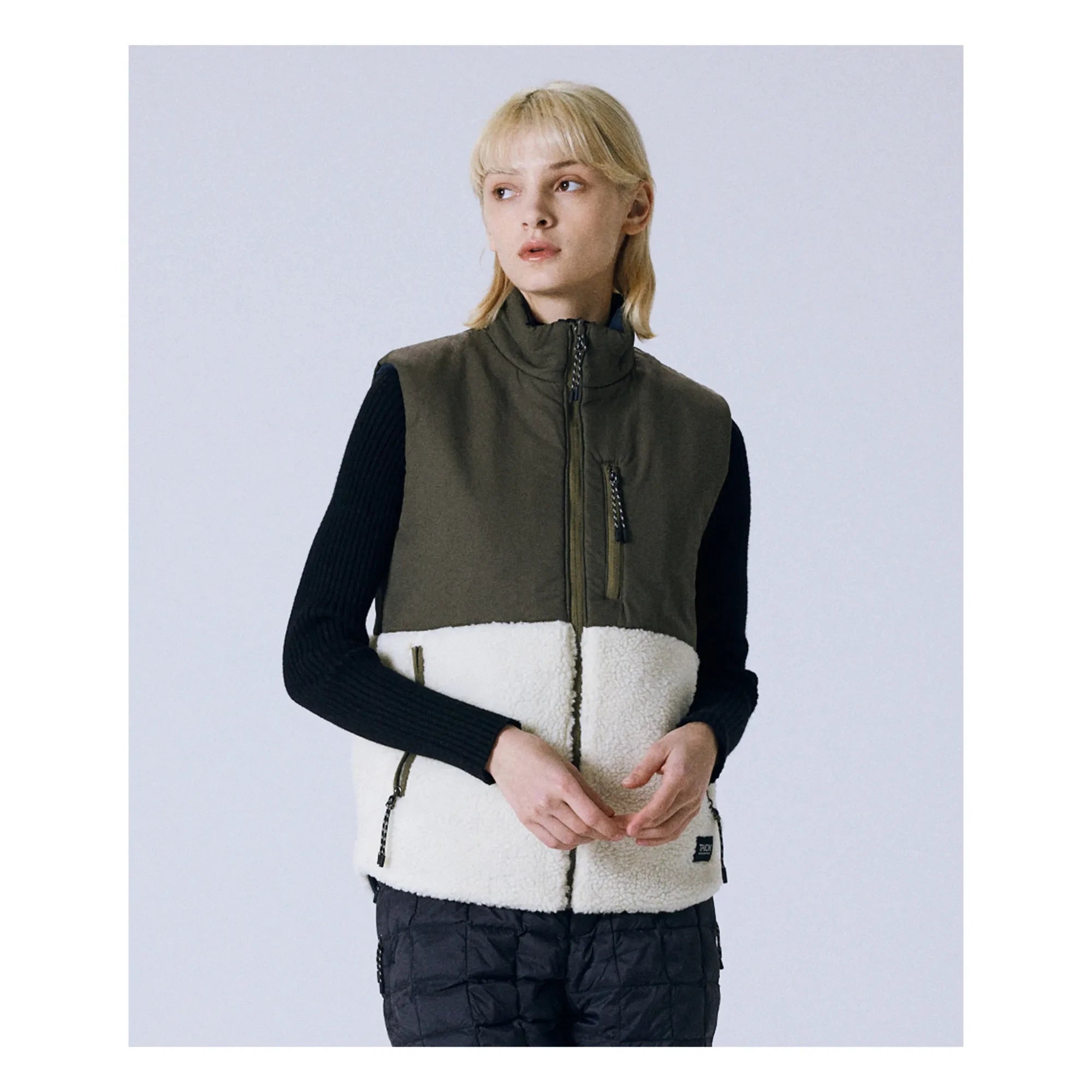 Taion - Mountain Reversible Vest | Navy blue