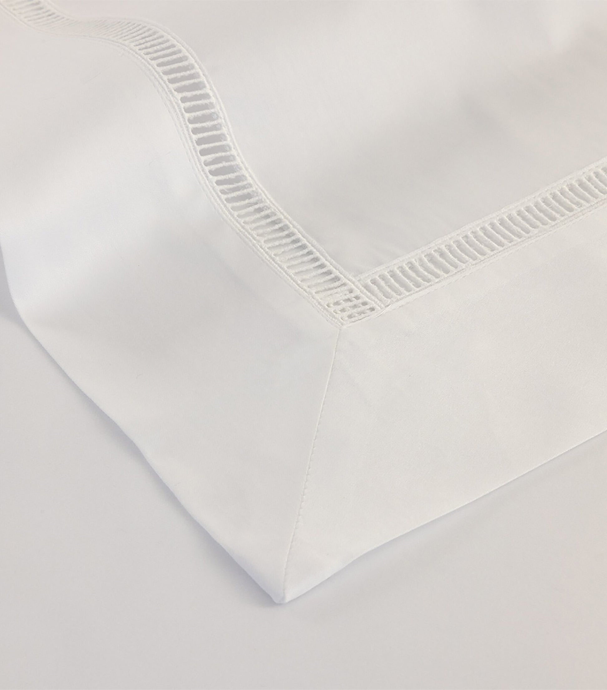 Colisée Blanc Double Flat Sheet (240cm x 295cm)