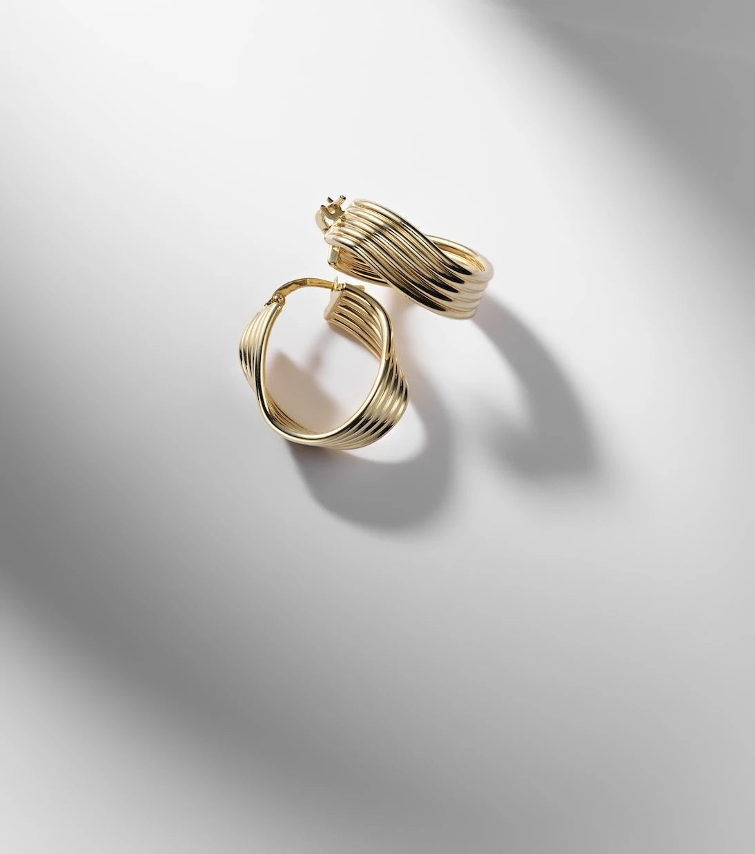 Stone and Strand - Swerve 10kt gold earrings