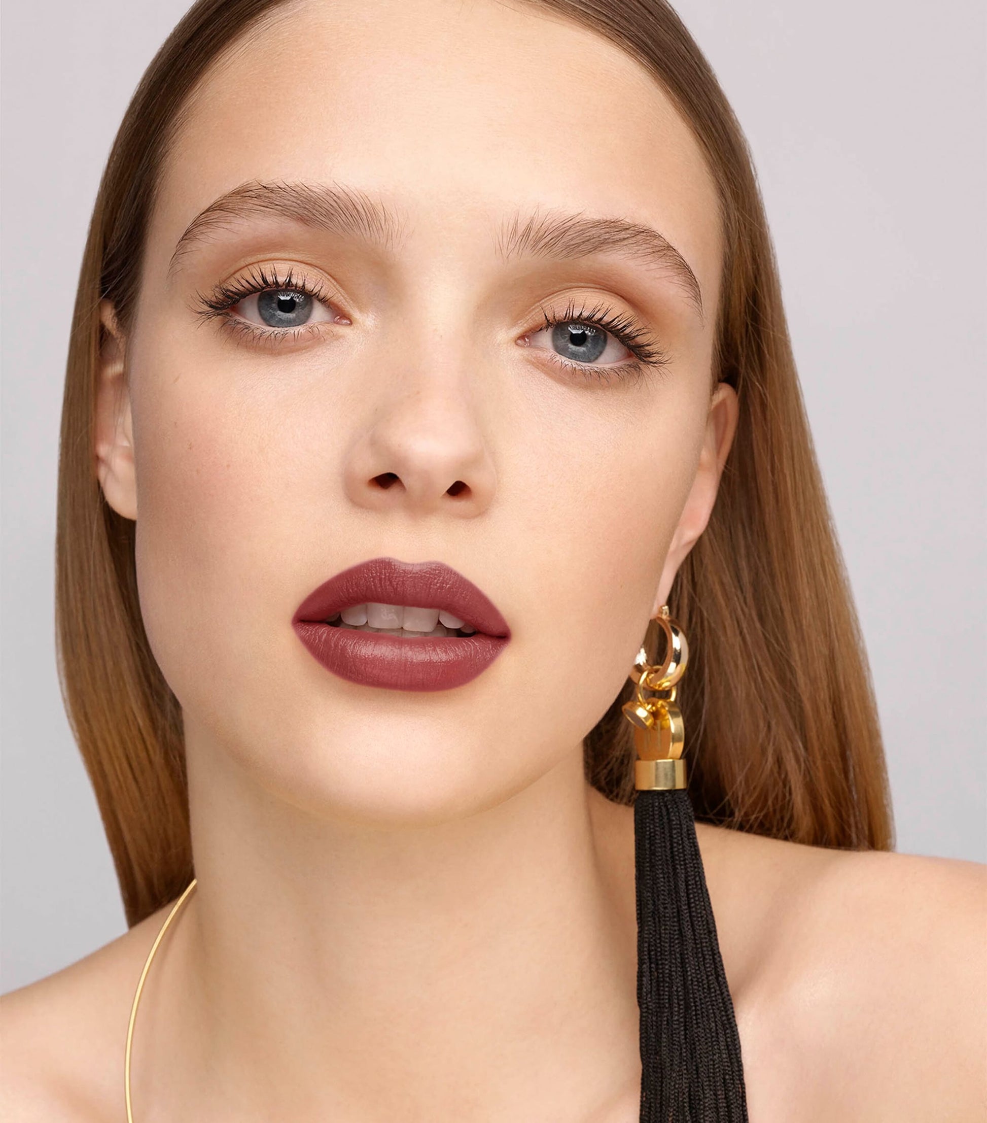 Carolina Herrera Fabulous Kiss Satin Lipstick and Cap Bundle