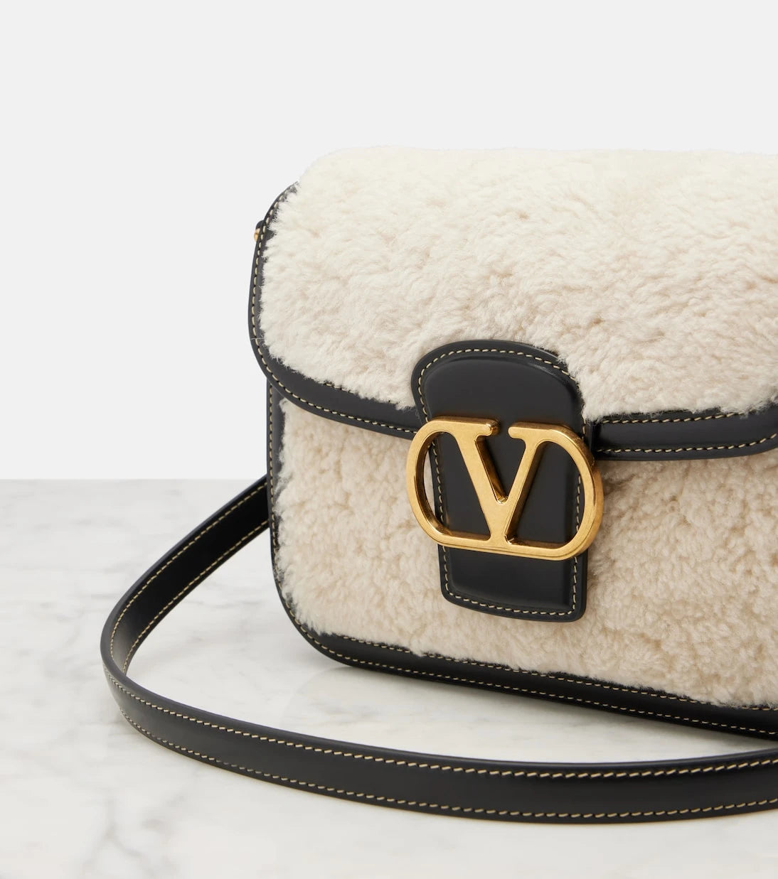 Valentino Garavani - 9TO5 shearling and leather shoulder bag