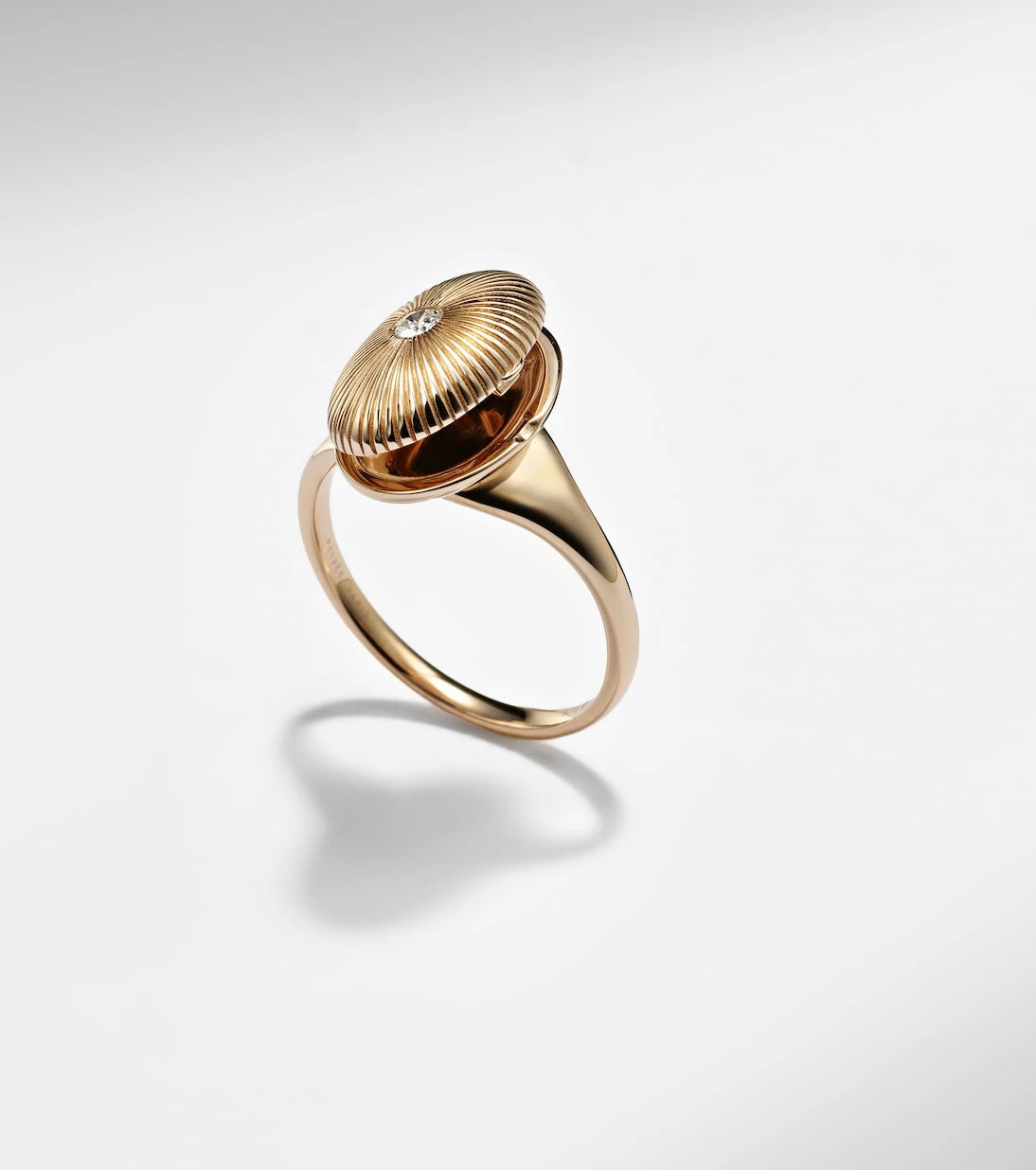 Persée - 9kt gold ring with diamond