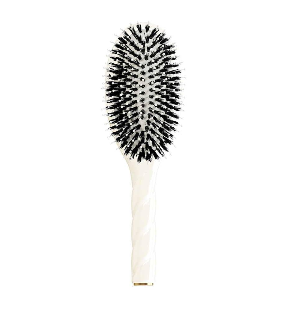 N.03 The Essential Soft Hairbrush