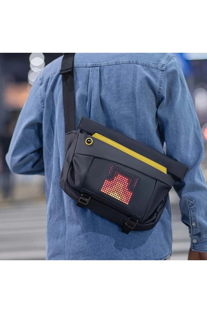 Чанта за дисплей pixel art Divoom SlingBag - V