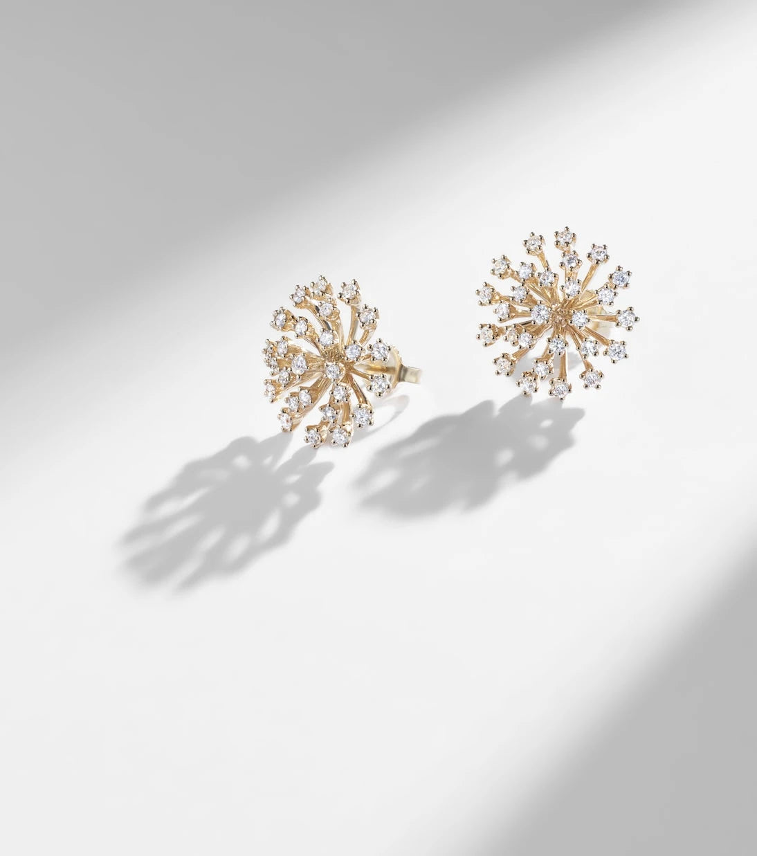 Sydney Evan - Burst Large 14kt gold earrings with diamonds