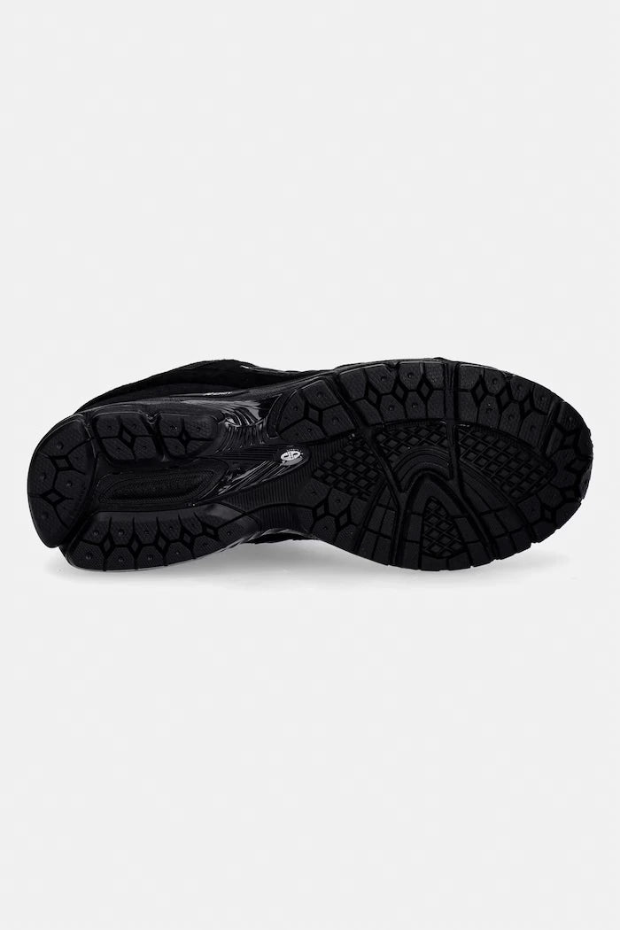 New Balance 2002 обувки велурени