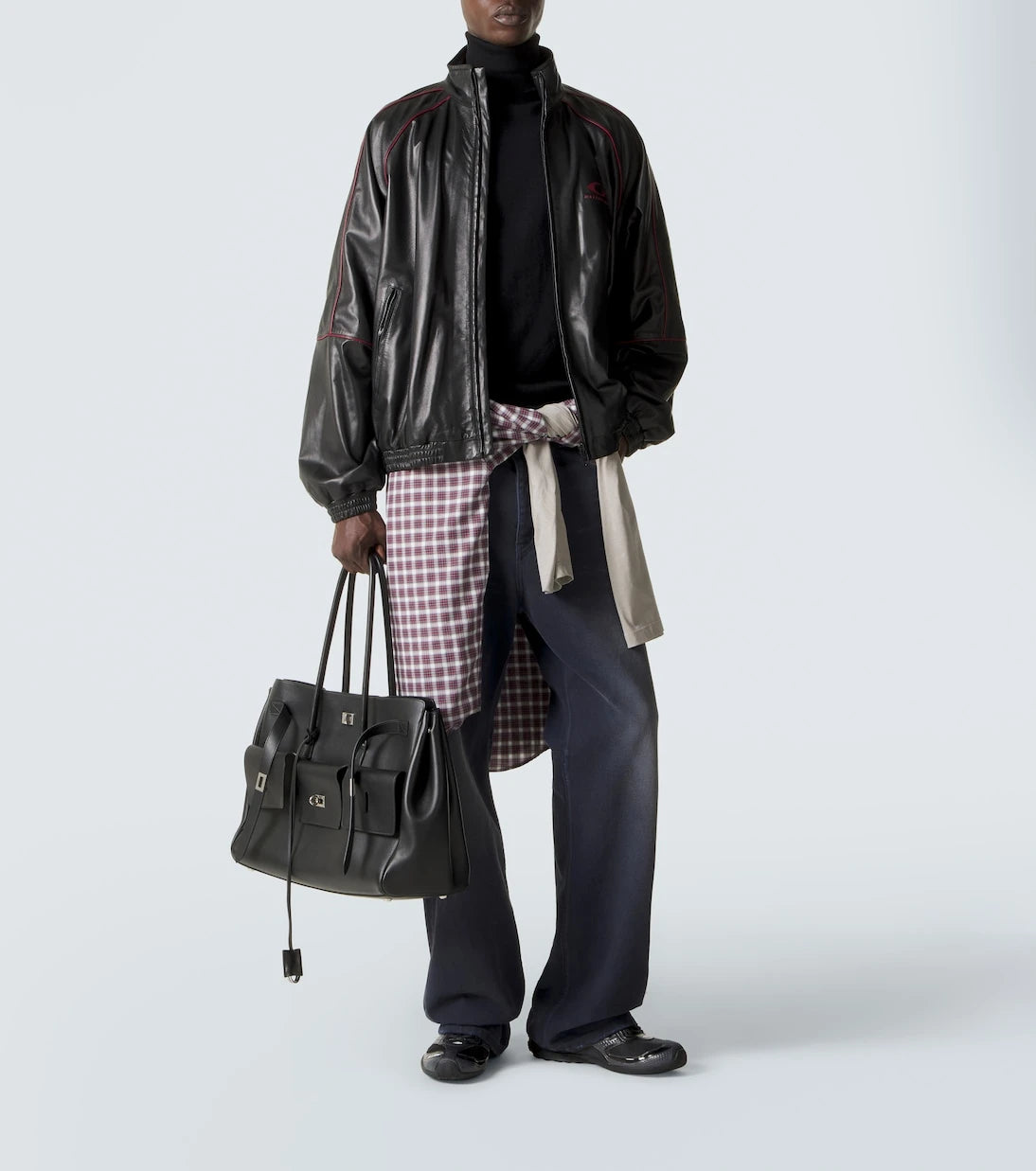 Balenciaga - جاكيت جلد