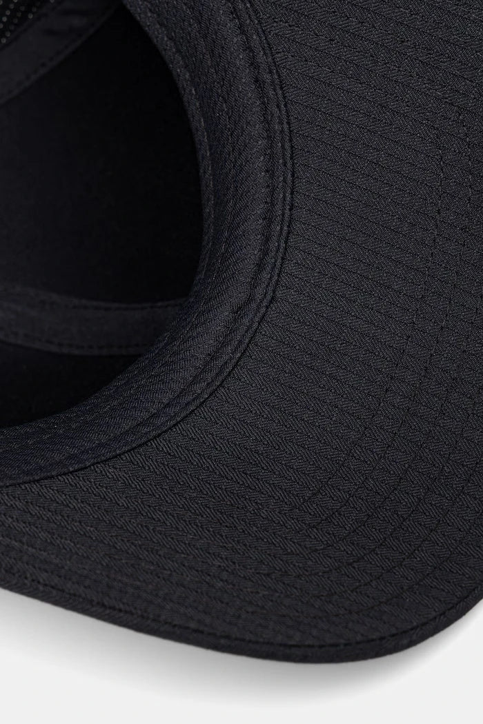 Under Armour erkek beyzbol şapkası