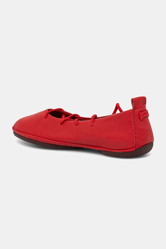 Кожени балеринки Camper Right Nina