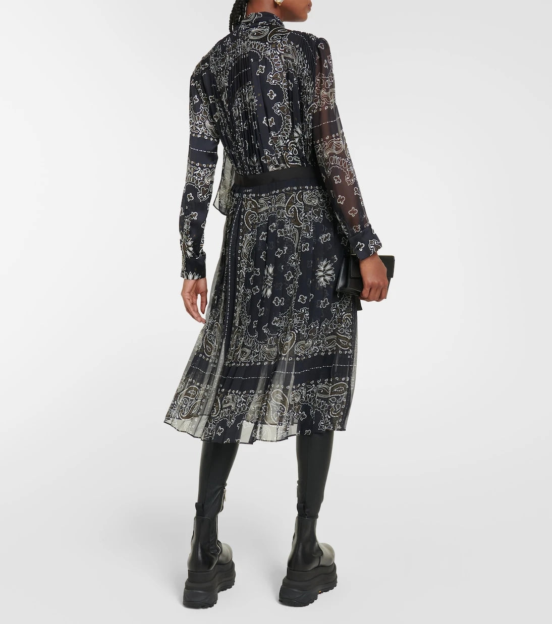 Sacai - فستان ميدي بطبعة باندانا