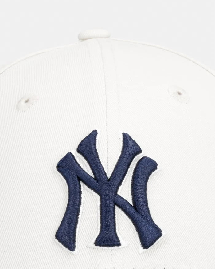 New Era pamuklu vizörlü şapka WS PATCH 940 NYY