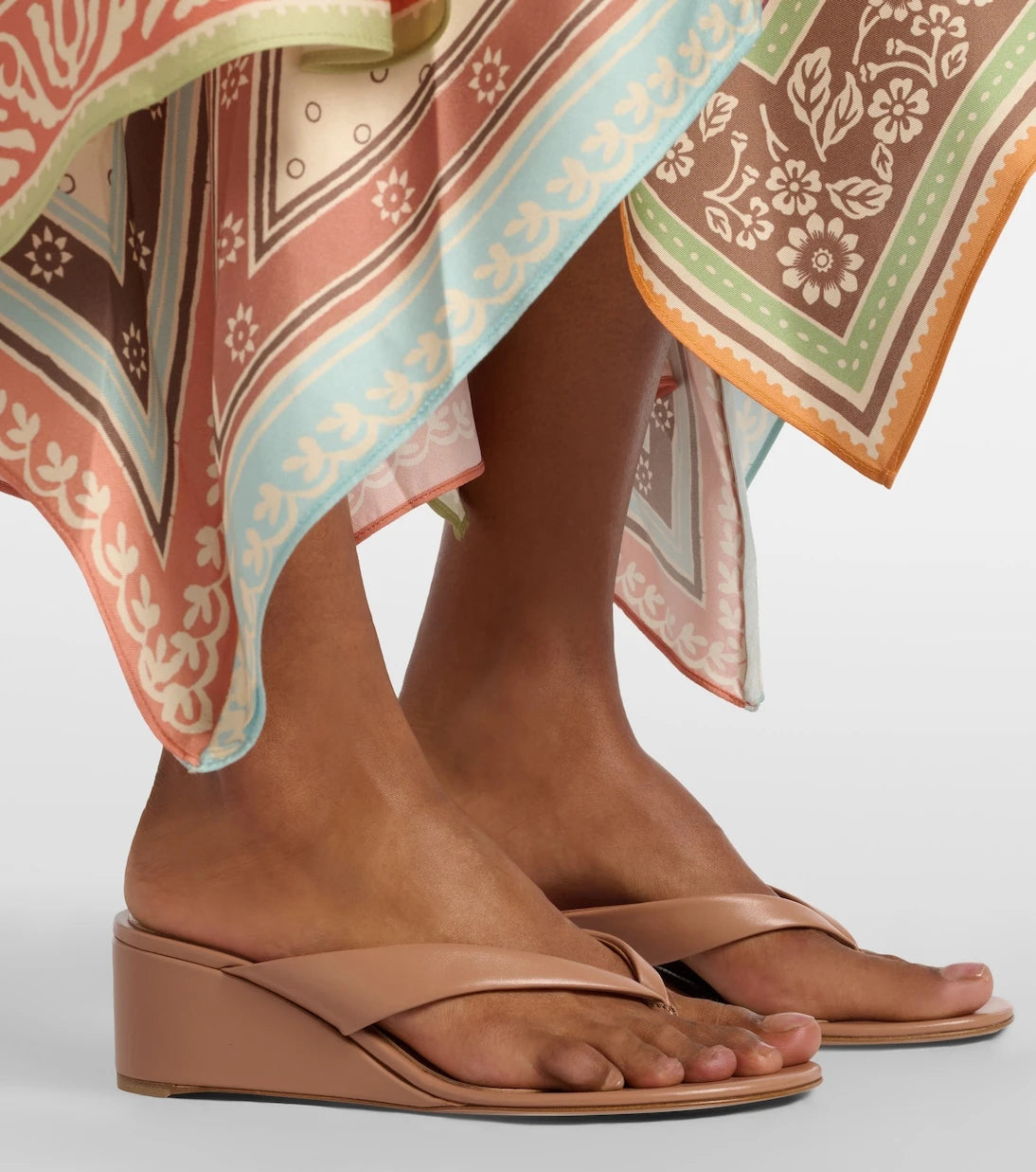 Gianvito Rossi - Leather wedge thong sandals