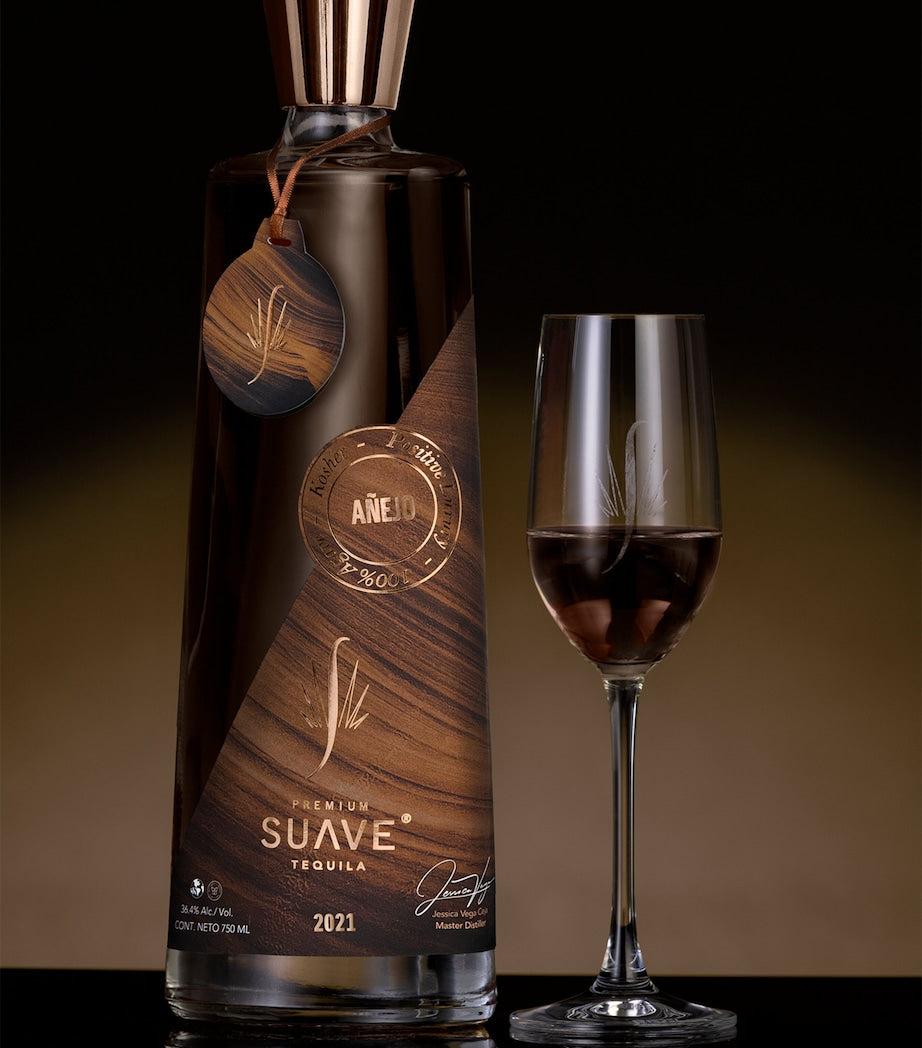 Suave Tequila Añejo Tequila (70cl)