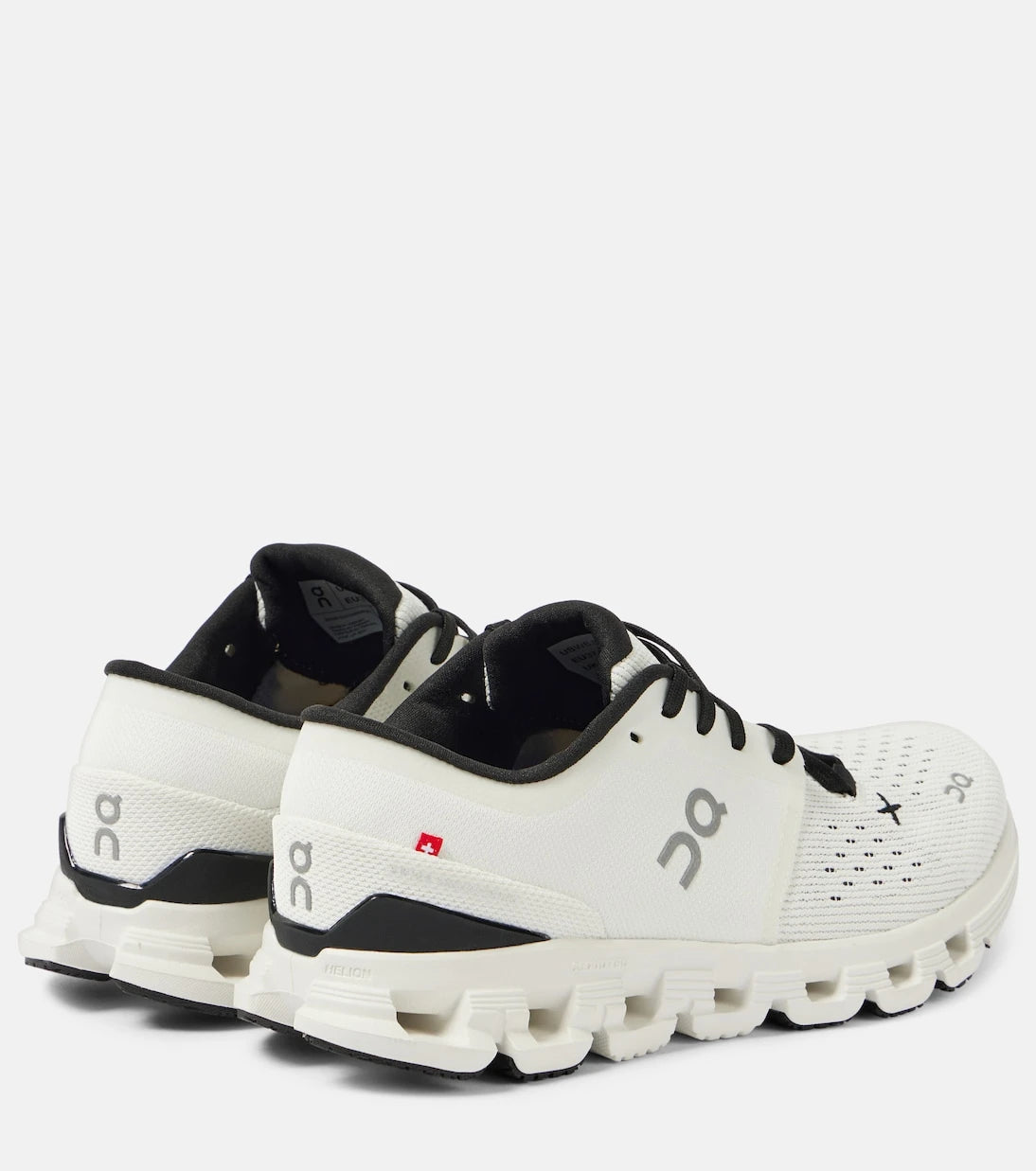 حذاء رياضي On - Cloud X 4