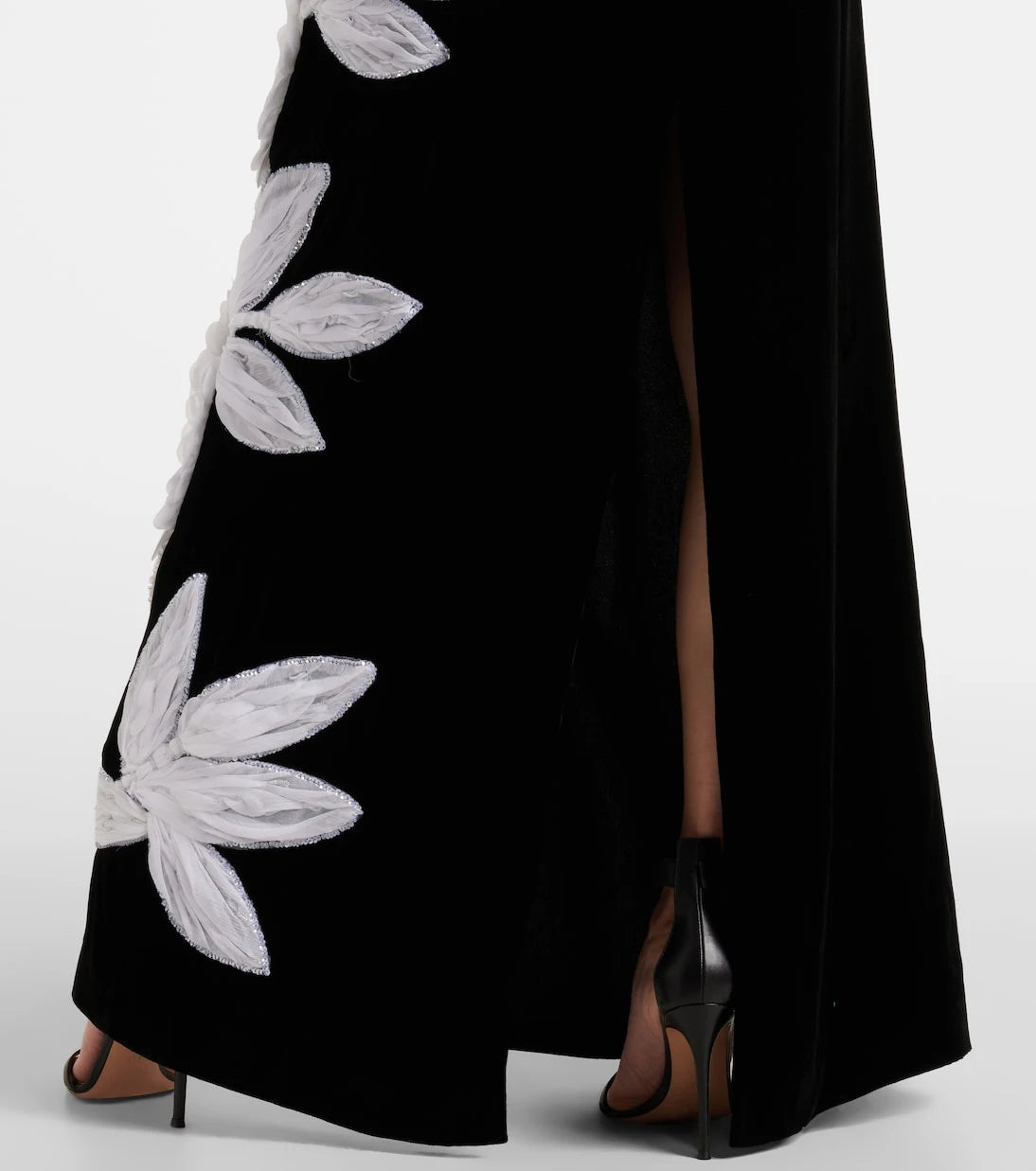 Costarellos - Floral appliqué crêpe gown