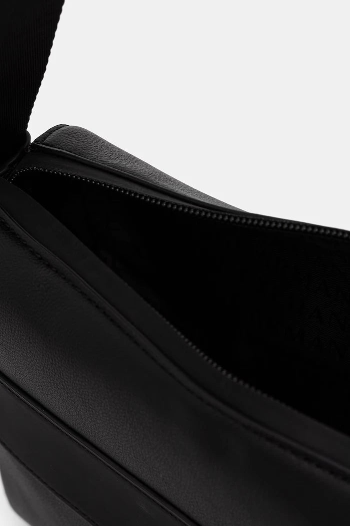Armani Exchange Erkek Suni Deri Omuz Çantası