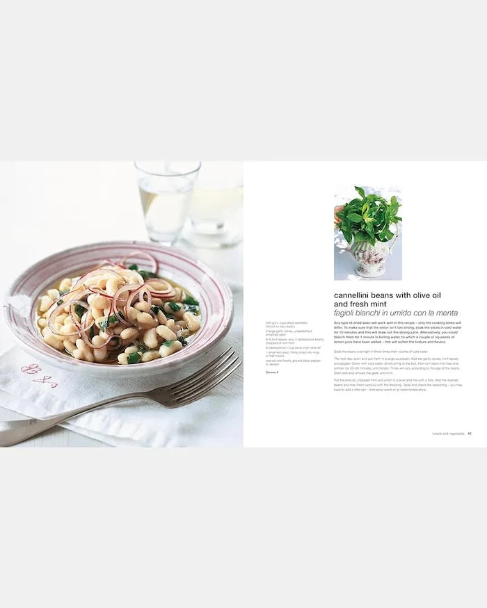 The Italian Kitchen by Maxine Clark