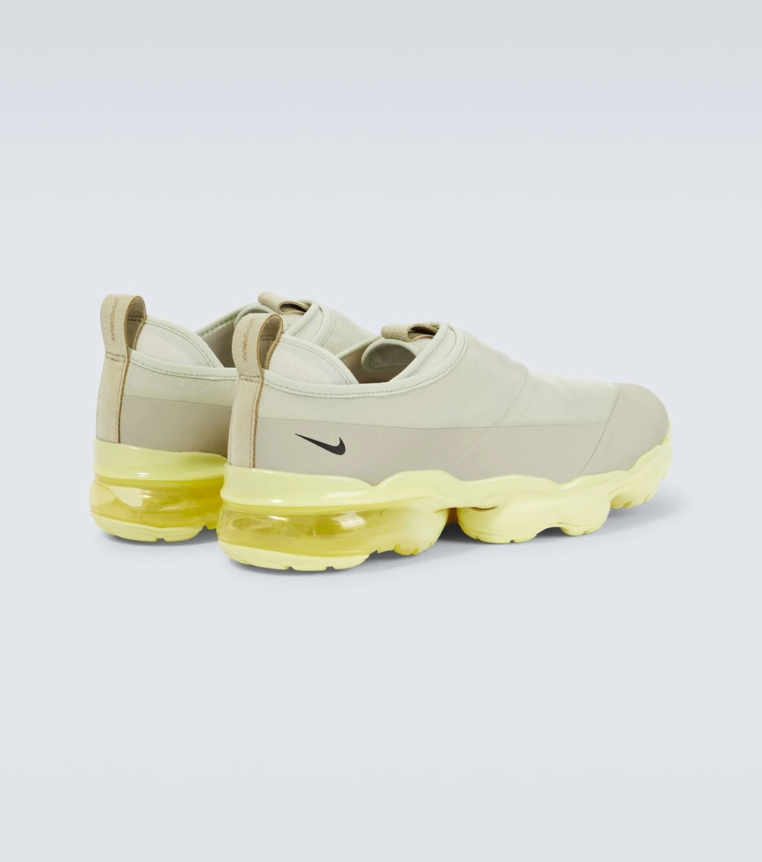 نايكي - حذاء سنيكرز Air VaporMax Moc Roam mesh
