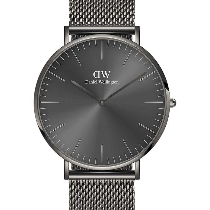 Часовник Daniel Wellington
