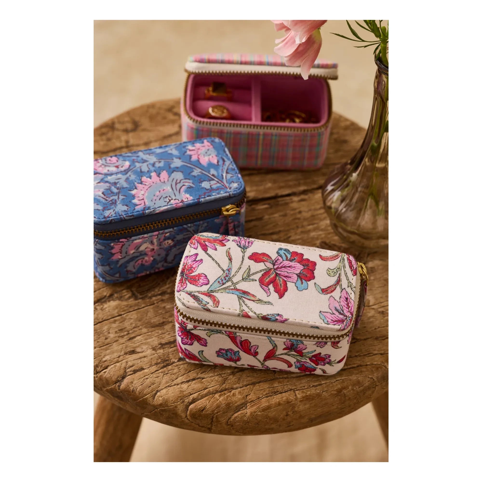 Louise Misha - Soumaya jewelry box | Dark Blue