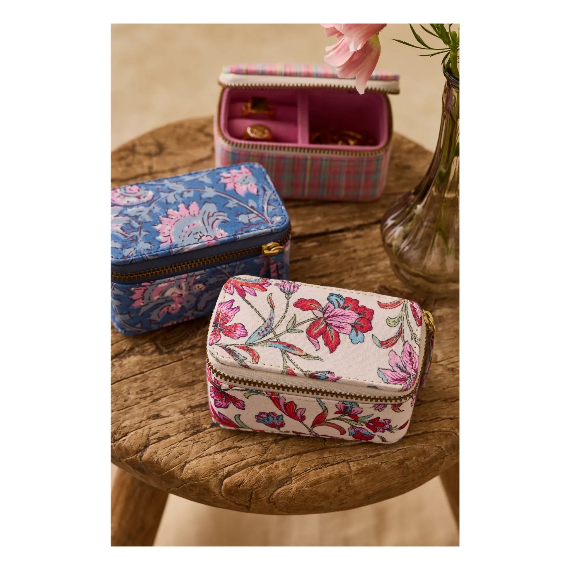 Louise Misha - Soumaya jewelry box | Dark Blue