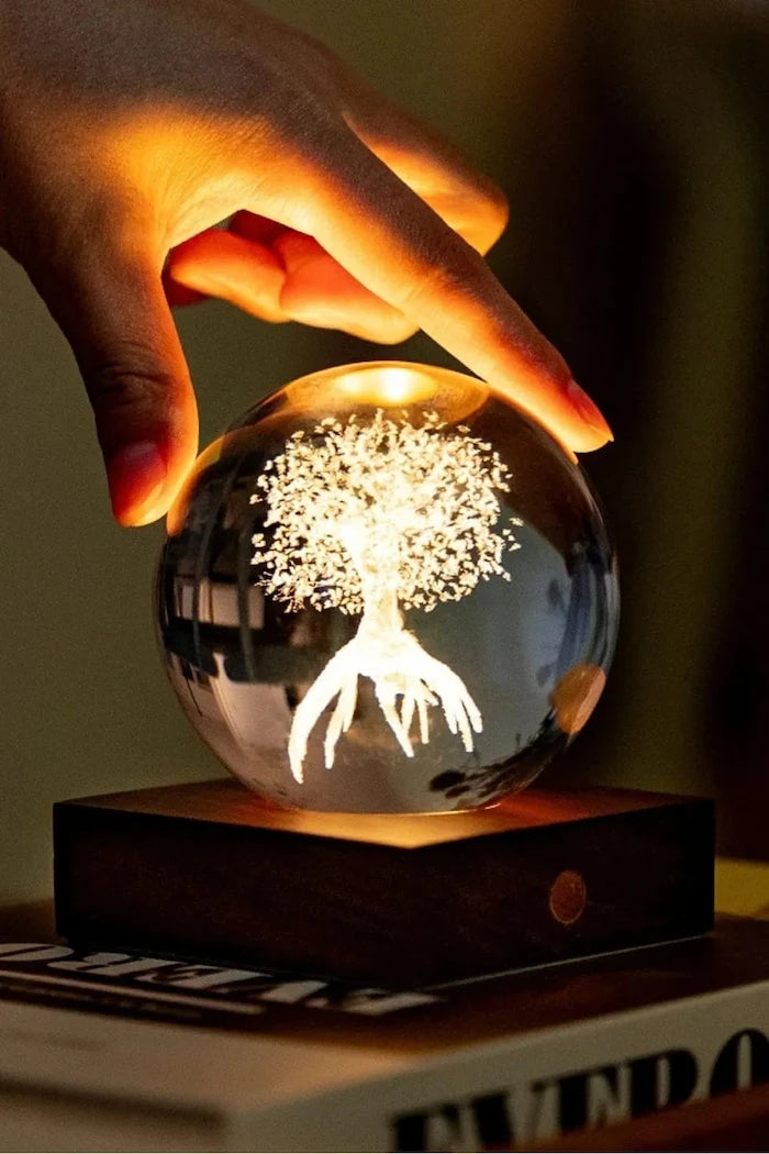 Gingko Design Amber Crystal Light Kablosuz LED Dekoratif Lamba 9,5 x 8 x 8 cm