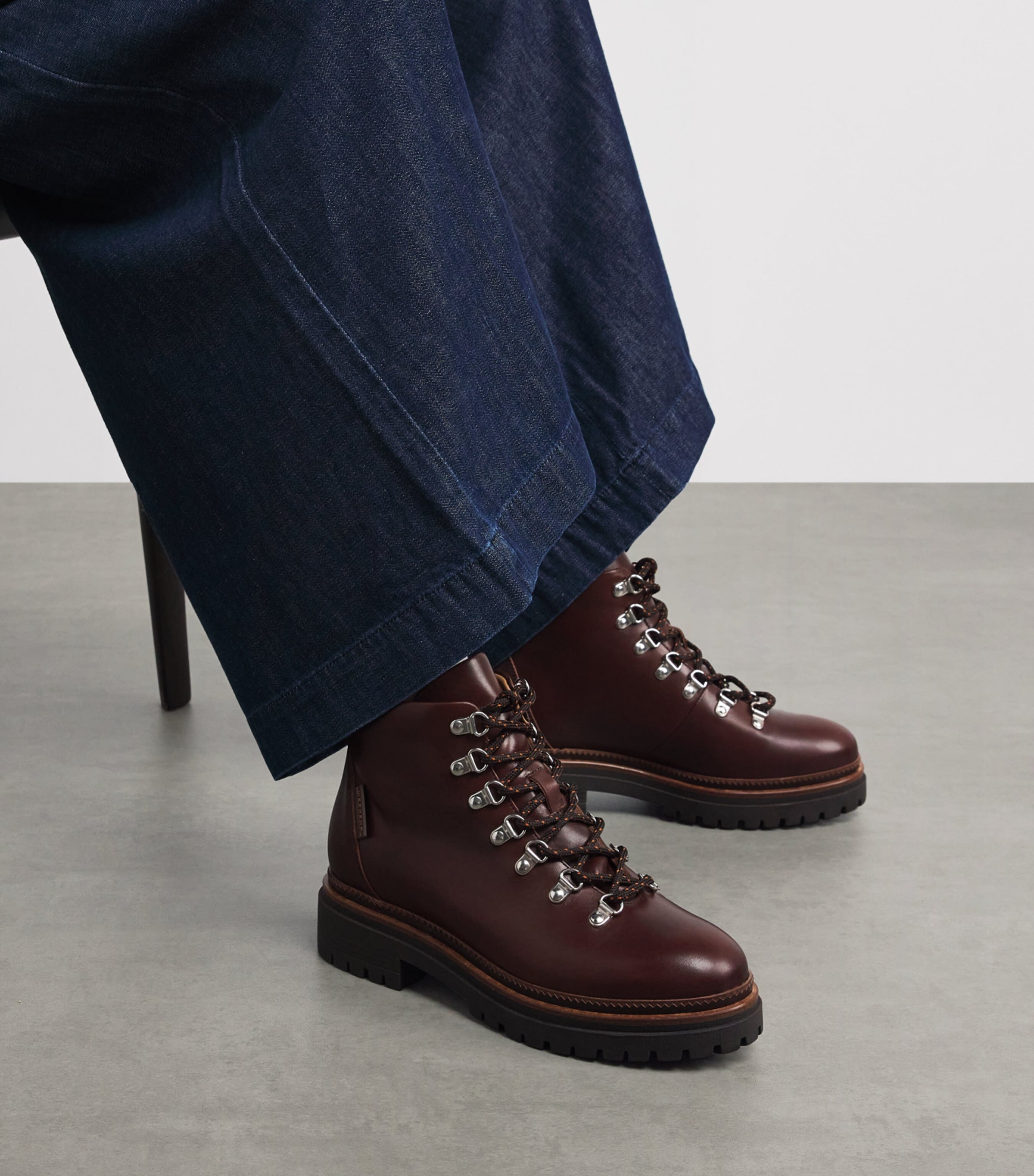 Weekend Max Mara Brown Leather Lace-Up Ankle Boots