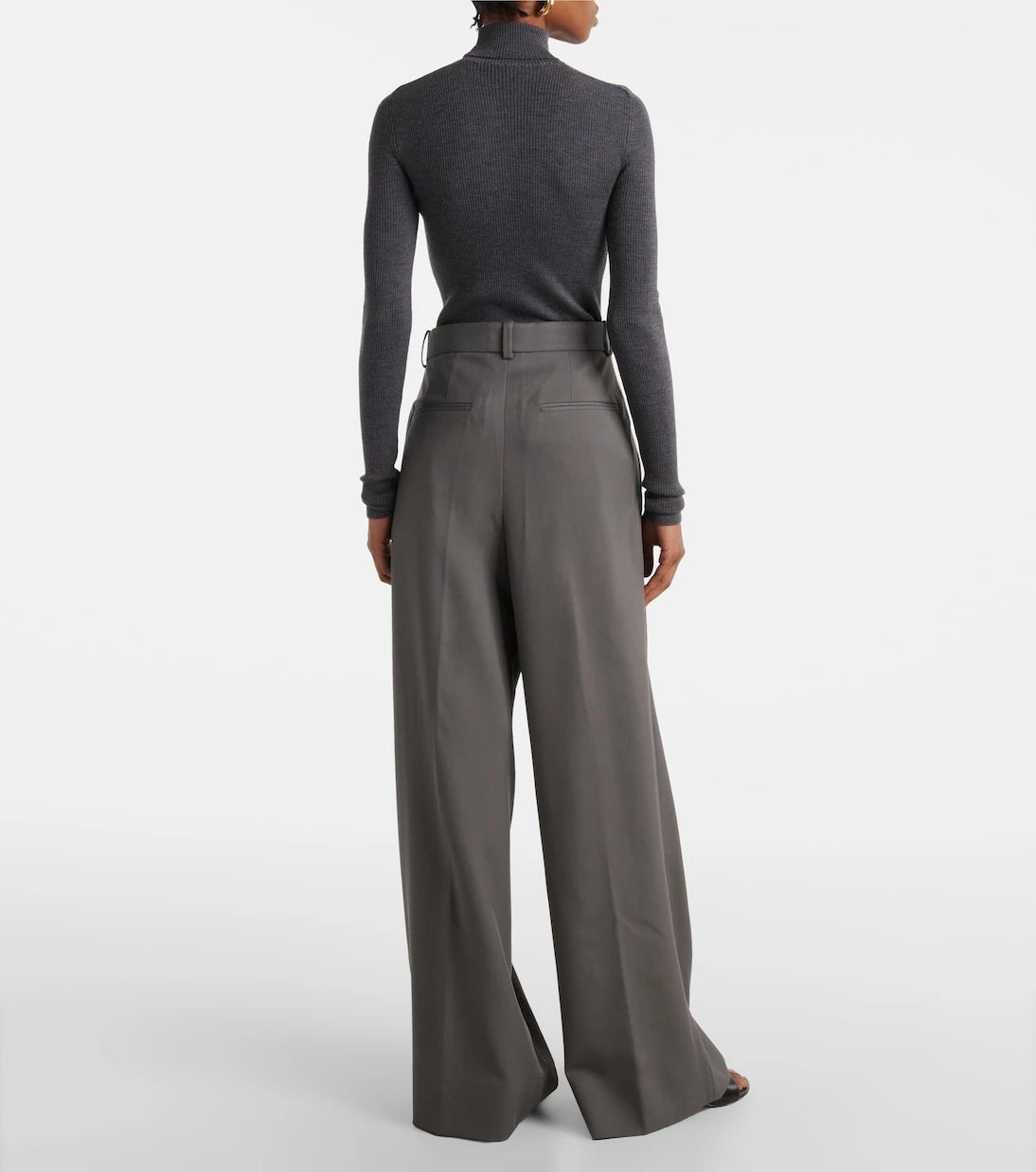 Wardrobe.NYC - بنطال صوفي واسع الساقين بخصر مرتفع